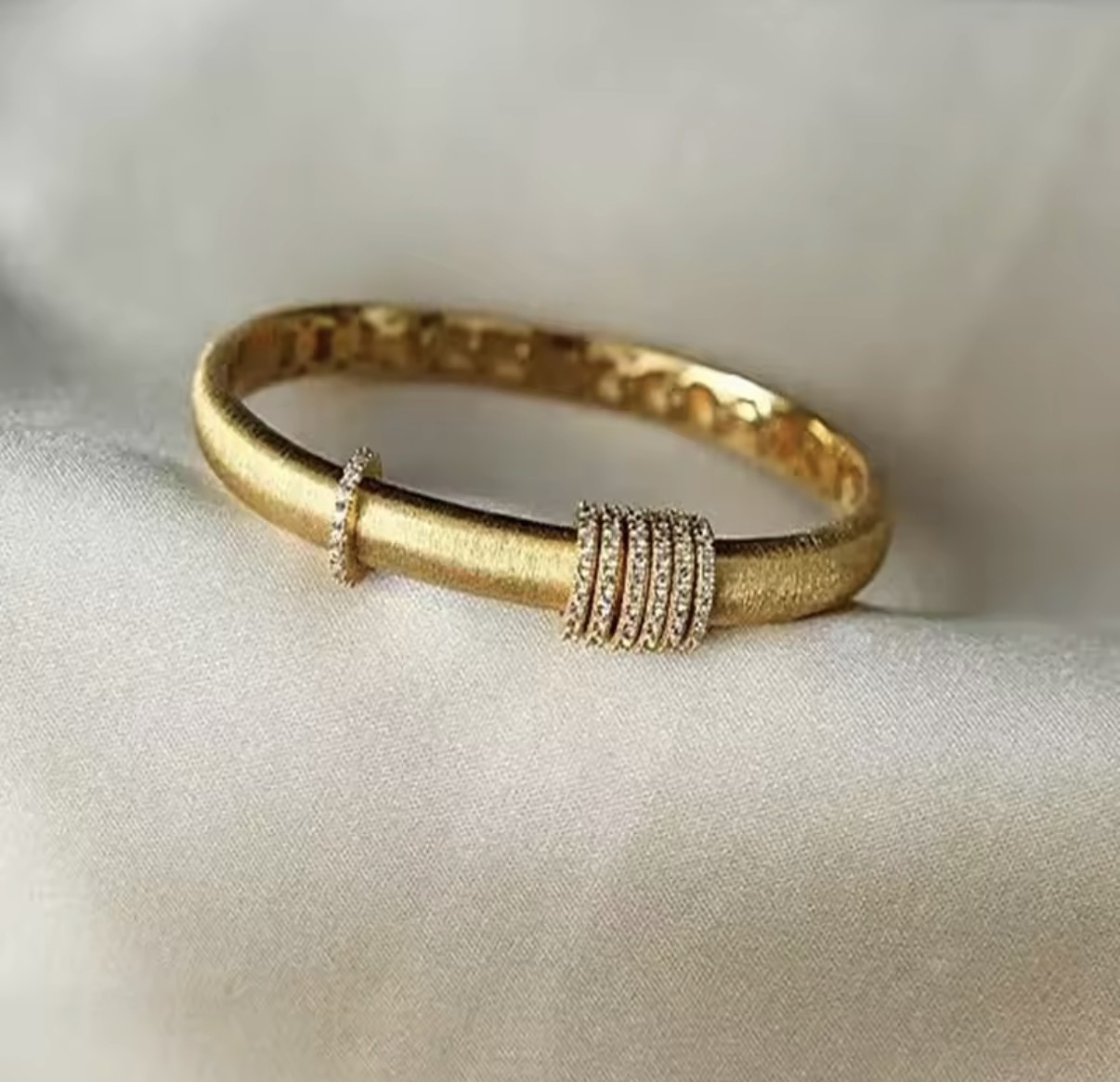 Antique gold polish bracelet bangle