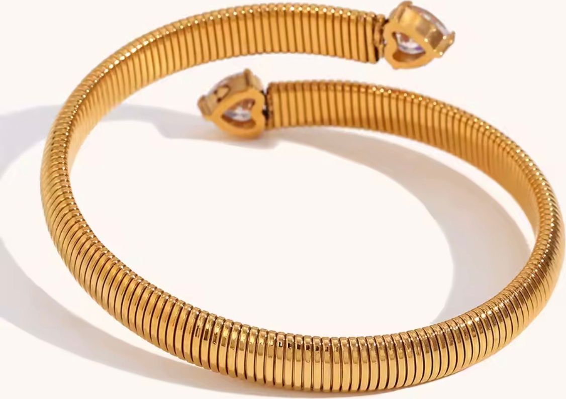 Heart Crystal Tubogas Expandable Gold Wrap Bangle